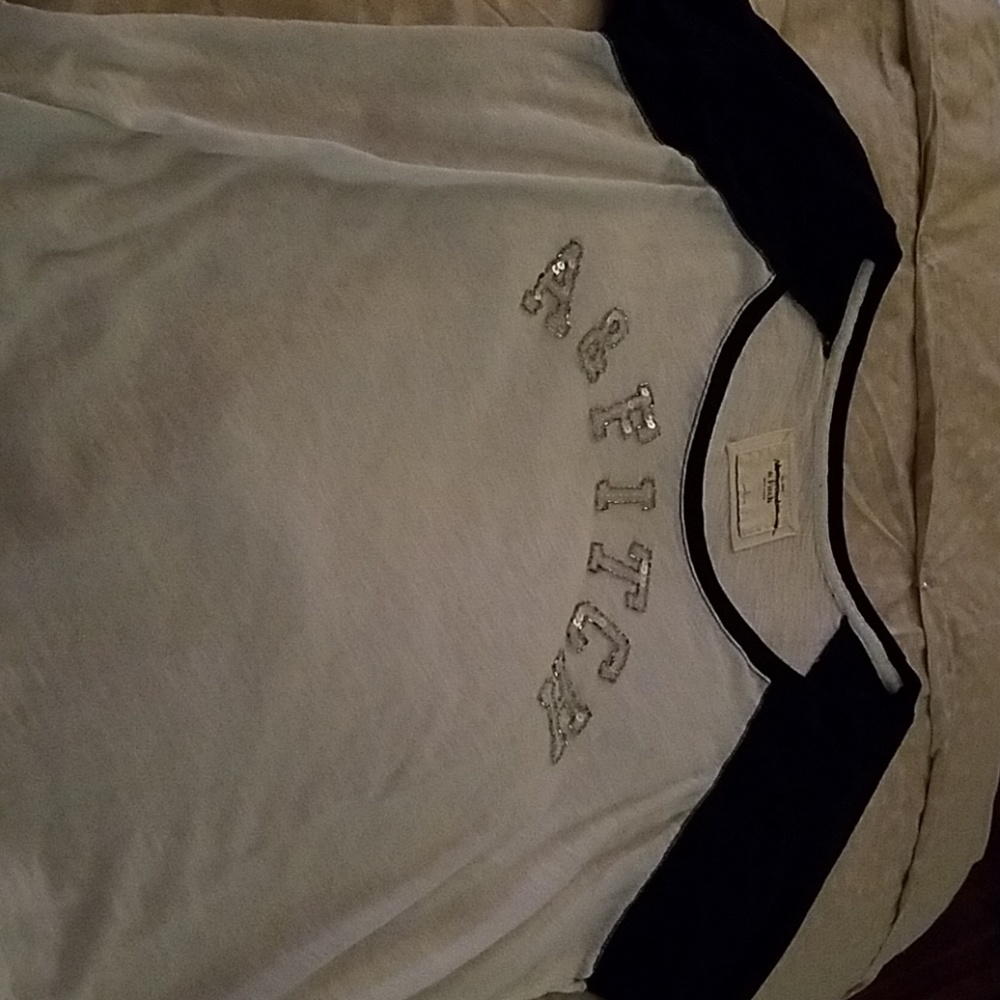 Abercrombie embroidered top size large